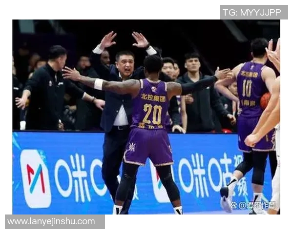杭州篮球队的节奏探秘：从战术到团队协作的全面分析与展望
